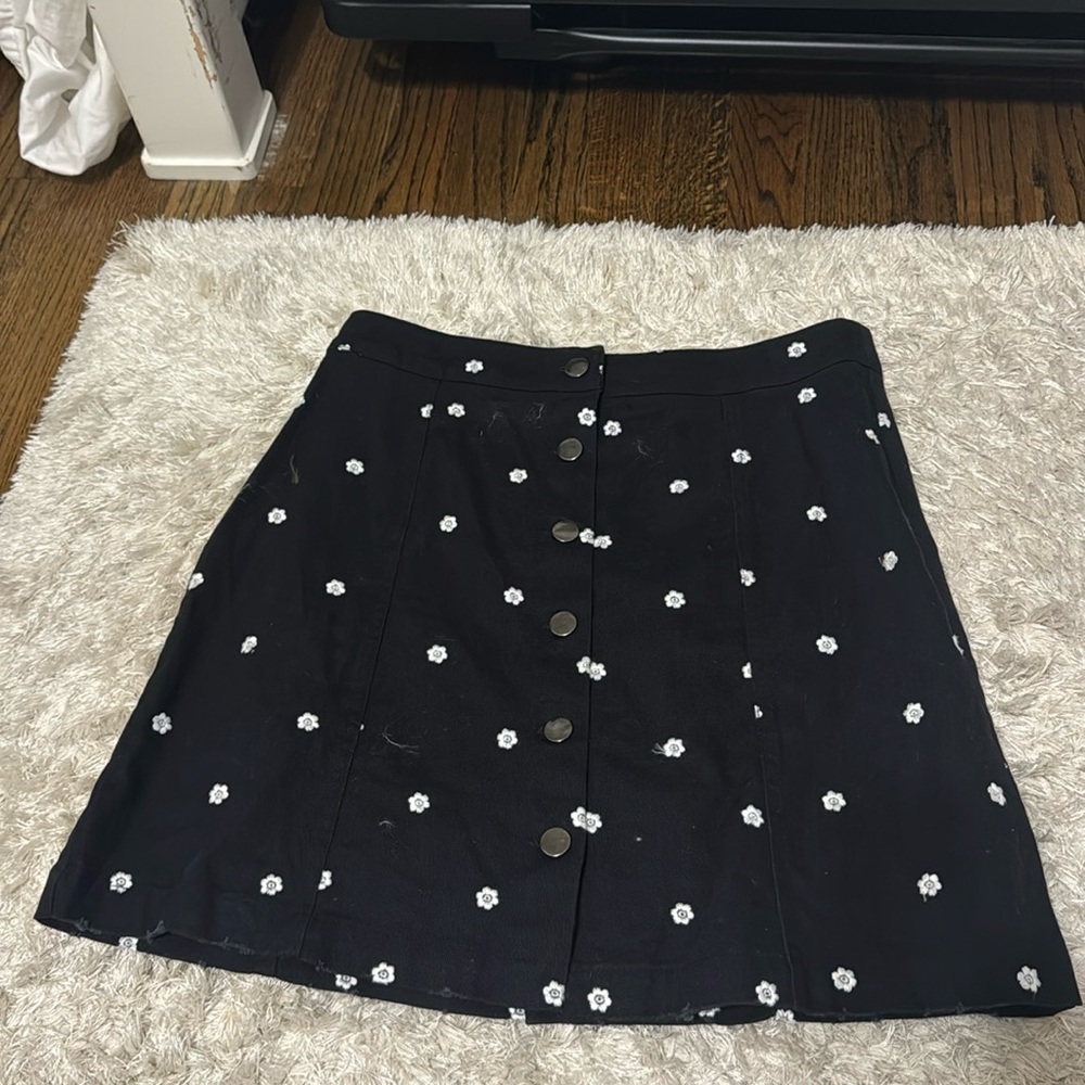 mini skirt with flowers size M